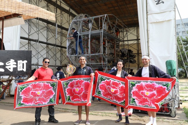 Experience 'behind the scenes' of a festival! Neputa float dismantling experience…take a piece of Neputa home!